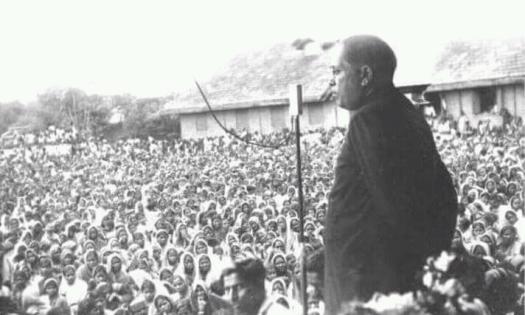 Ambedkar delivering speech