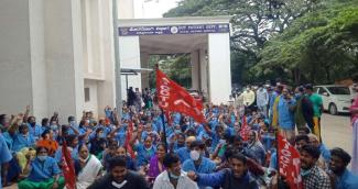 Strike by Frontline Workers at Victoria Hospital, Bengaluru