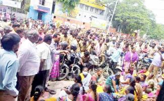 Coimbatore Sanitation Workers Strike For Minimum Wages and Regularisation